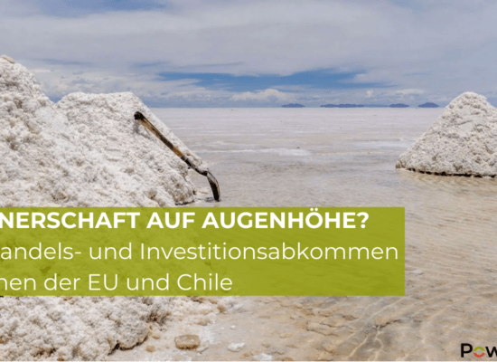 Titel "Partnerschaft auf Augenhöhe? - Das Handels- und Investitionsabkommen zwischen der EU und Chile" vor Hintergrundfoto mit Salzsee
