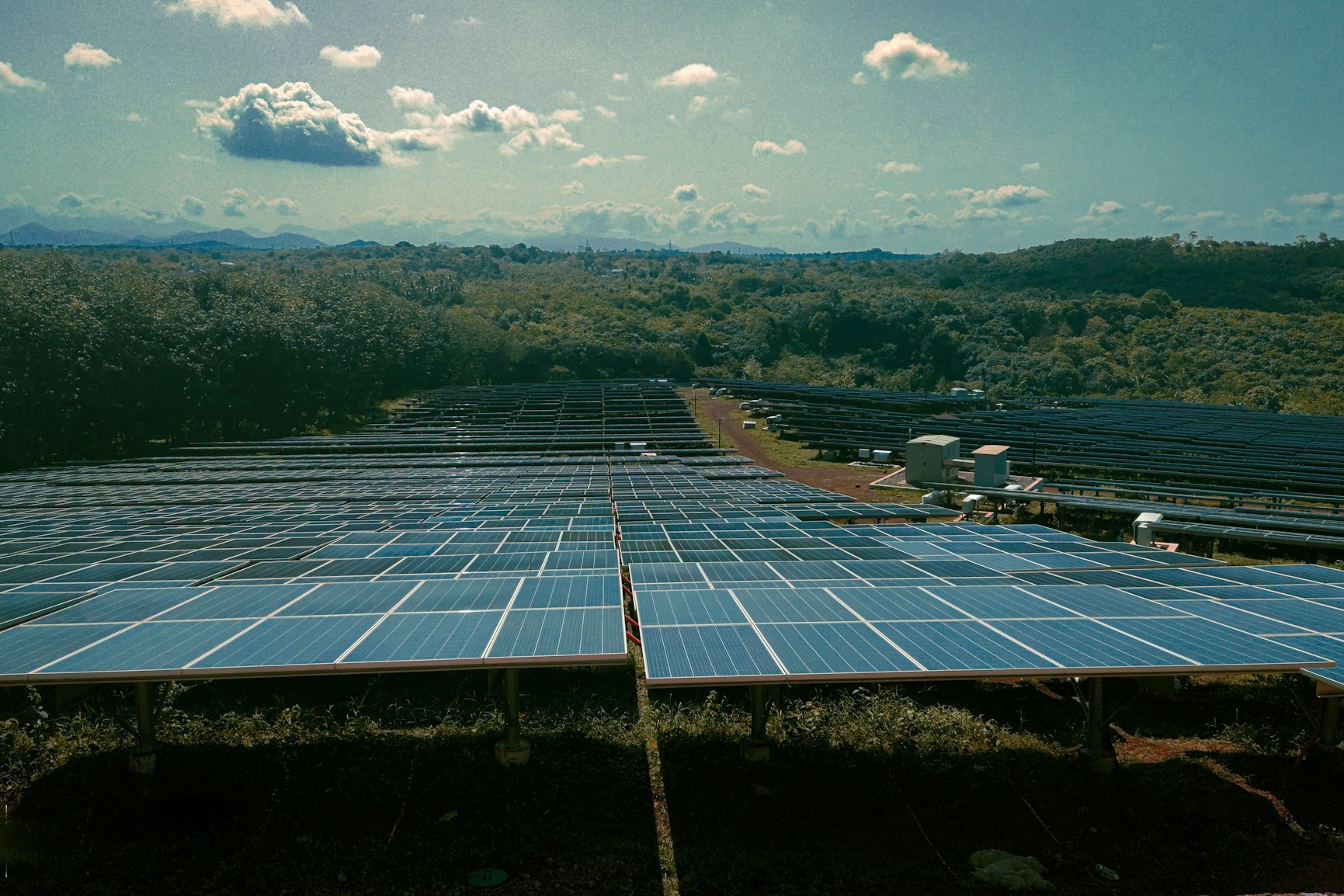 PV-Panels auf Hang